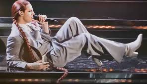 Poi che non sarebbe neanche tale, se non fosse che parliamo di achille. Achille Lauro Outfit Prime Due Serate Di Sanremo 2021 Periodico Daily