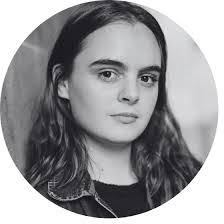 Sara Hazzard's Instagram, Twitter & Facebook