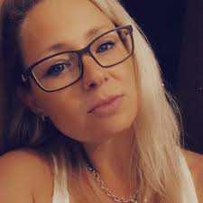 Stream Nicole Gander music