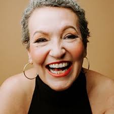 Vanessa Etienne (@ness_atn)