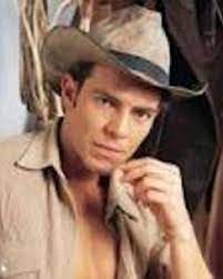 Three brothers seek to avenge the tragic death of a loved one, but become hello! Oscar Reyes Wiki Pasion De Gavilanes Fandom