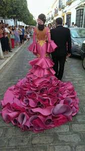 Epingle Par Colombine Sur Espagne En 2020 Robe Flamenco Jupe Flamenco Mode Espagnole