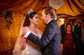 Sturm der Liebe: Josie wählt... - Feierabend Sturm der Liebe | Facebook