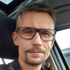 Jeff Vickers (@JeffInVanBC)