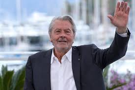 Alain fabien maurice marcel delon was born in sceaux his parents divorced early on, and delon had a stormy childhood, being frequently expelled from school. Promi Geburtstag Vom 8 November 2020 Alain Delon