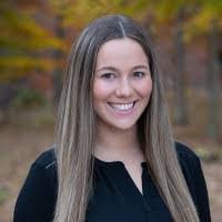 Laura Calvey's Instagram, Twitter & Facebook