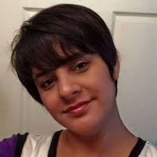 Sonia Hackett's Instagram, Twitter & Facebook