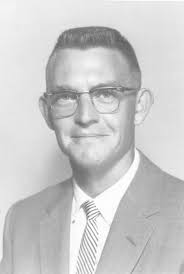 Kermit Braddock, 85 of Cisne died at 2:45 AM, Monday, November 26, 2018 at  his home. Born