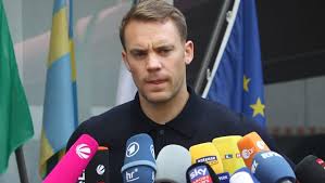 In wallpaper section you can select any image from the grid. Germany S Players Have Accepted Mesut Ozil S Decision Confirms Manuel Neuer Ht Media