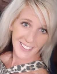 Vicki Beach's Instagram, Twitter & Facebook