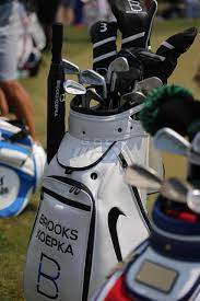 ► in this video, joel tadman runs through the clubs and ball in the bag of brooks koepka for 2020. Brooks Koepka Witb 2017 Golfwrx