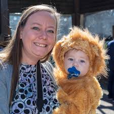 It's the last weekend of Boo at the Zoo! Do not miss your chance to  trick-or-treat throughout the zoo. Get your tickets now for Saturday and  Sunday, Oct. 26 and 27 from