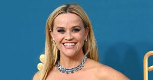 Emmys 2022: Reese Witherspoon Reunites With 'Legally Blonde' Stars