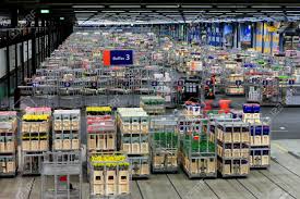 In the 21th century, this small town is not on. Auktion Boden Bei Floraholland Aalsmeer Grossten Blumenversteigerung Der Welt Lizenzfreie Fotos Bilder Und Stock Fotografie Image 56848214