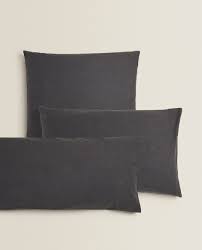 Tessili per la camera da letto e il bagno Federe Da Guanciale E Cuscini Zara Home