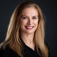 Becky Bennett's Instagram, Twitter & Facebook