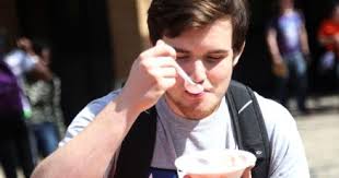 Spirit week kicks off with free ice cream