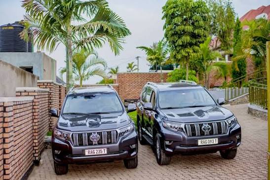Kigali Car Rentals | Car Rental | Self-Drive | Car Hire in Rwanda | 4x4  Safari Car Rental Experience the ultimate adventure with our Land Cruiser  4x4 safari rentals—the perfect choice for