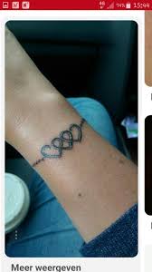 With The Girl S Name As The Chain Tattoo Handgelenk Kinder Tattoos Familie Tattoo Unterarm Frau Vorlagen