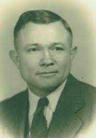 Fannie Weaver's Instagram, Twitter & Facebook