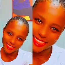 🇸🇴 𝐅𝐄𝐌𝐀𝐋𝐄 𝐂𝐈𝐑𝐂𝐔𝐌𝐂𝐈𝐒𝐈𝐎𝐍