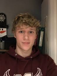 Lucas Walkowski's Instagram, Twitter & Facebook