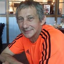 Eva has requested to follow you❤️