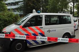 Ambulancepersoneel heeft nog geprobeerd het slachtoffer. Verdachte 24 Van Steekpartij Meldt Zich Heemskerckstraat Zwolle