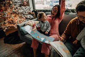 In Home Documentary Session Atl Family Photographer Atlanta Alpharetta Newborn Family Photographer Home Documentary Photography Poses Family Documentaries