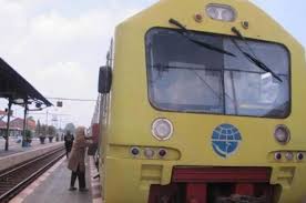 Jadwal kereta api solo jogja stasiun balapan prameks. Krl Jogja Solo Resmi Beroperasi Bagaimana Nasib Ka Prameks Semua Halaman Cewekbanget