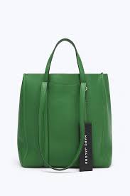 Marc Jacobs The Tag Tote In Pepper Green Fall Handbags Trending Handbag Leather Tote