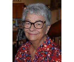 Peggy Barringer's Instagram, Twitter & Facebook