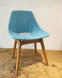 Maison Deschamps On Instagram Premiere D Une Serie De 8 Chaise Tonneau De Pierre Guariche Pour Les Editions Steiner V In 2020 Dining Chairs Eames Chair Home Decor