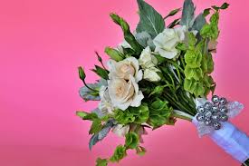 Estos son los ramos de flores de las damas, pequeños ramos que se llevan en la muñeca. Ramo Para Novia Deluxe Flores El Gato