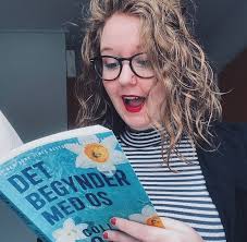 Jess og Blake mødte hinanden første gang i foråret, hvor de skulle tage sig  af den syge Jamie, Jess' lillebror og Blakes ven. De havde et fantastisk  one night stand og lige