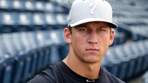 Yankees extend 25 non-roster invites to camp