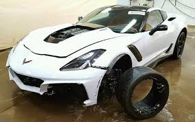 There are insurance companies that sell their damaged cars to auction houses.if you have problems attending an insurance auction you can do so online. Accident Wrecked 2019 Corvette Zr1 With 359 Miles Offered In Insurance Auction Corvette Sales News Lifestyle