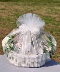 Gift Basket Ide Romantis Hadiah Perkawinan Ide Perkawinan