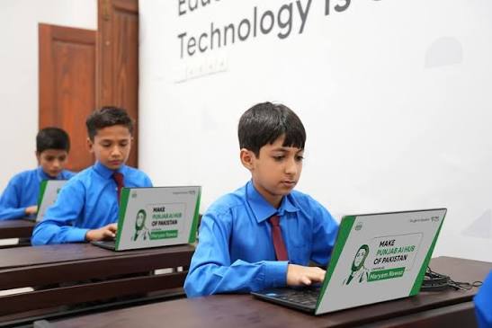 Punjab on it's way to become the AI hub of Pakistan! Punjab's first Google for Education Center of Excellence (CoE) has been launched at Government Pilot High School, Wahdat Colony, Lahore, inaugurated