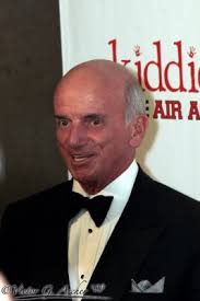 Living legends of Aviation 2009 Photo Gallery by Victor Archer at pbase.com