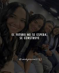 Hay tantos con quien estar, pero no quien ser❤