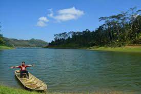 Harga tiket masuk waduk sermo. Lokasi Dan Harga Tiket Masuk Waduk Sermo Kulon Progo Destinasi Danau Tersembunyi Dibalik Kota Jogja Daka Tour