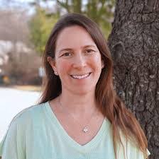 Pam Warfield's Instagram, Twitter & Facebook