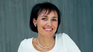 Das Dirndl versteht nichts vom Geschäft"