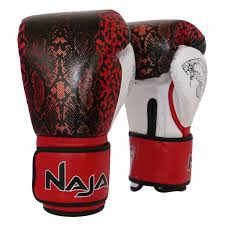 Para mulheres que aboram a pratica do boxe! Luva De Boxe Muay Thai Feminina Naja Animal Print Cobra 12 Oz Vermelho Netshoes