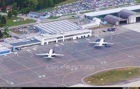 Get information on various domestic airports in cleartrip.com & never miss a flight. Airport Overview Airport Overview Apron At Ostrava Mosnov Photo Id 1224280 Airplane Pictures Net