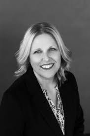 Amy Gallien's Instagram, Twitter & Facebook