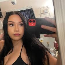 Emily Roemhild (@em_roemhild)