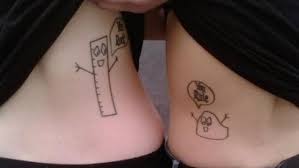 Nous cherchons des idées original de tatouage qui pourais ce completer! 12 Tatouages De Couple Qui Vous Feront Croire A L Amour Eternel