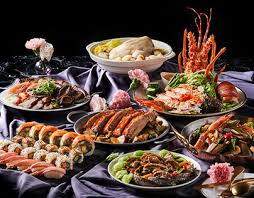 】 #饗饗 特選山海究極食材，融匯各國料理精髓 團隊心意打造$3888父親節盛宴，在家共度美好食光。 套餐內容(7道料理+蛋糕)： 海陸匯拼盤 波士頓龍蝦佐明太子醬 極選壽司盛合16貫 經典燒烤豬肋排 地中海香料海鮮 上湯娃娃菜. Xaxa One On Behance